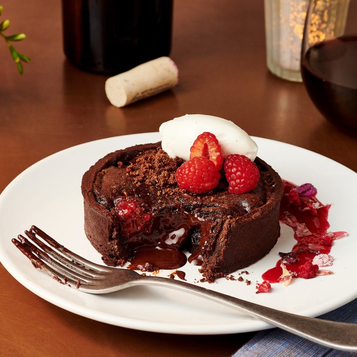 molten_chocolate_raspberry_merlot_tart_18434_ret.jpg
